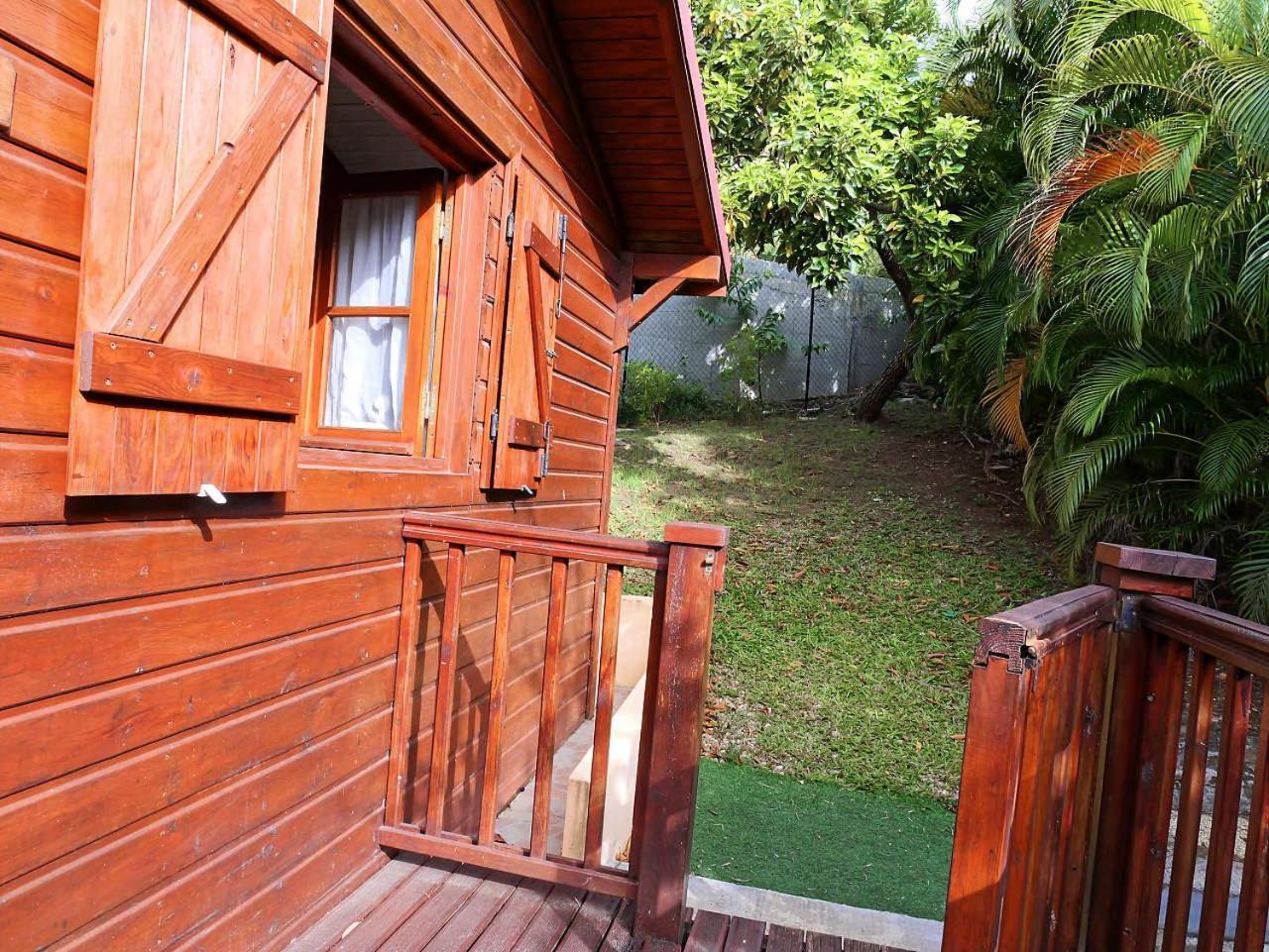 Karureve Villa Deshaies Exteriör bild